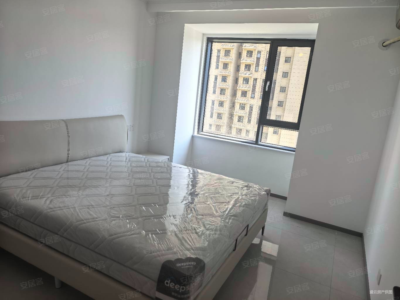 港利上城国际3室2厅1卫109㎡南58.9万