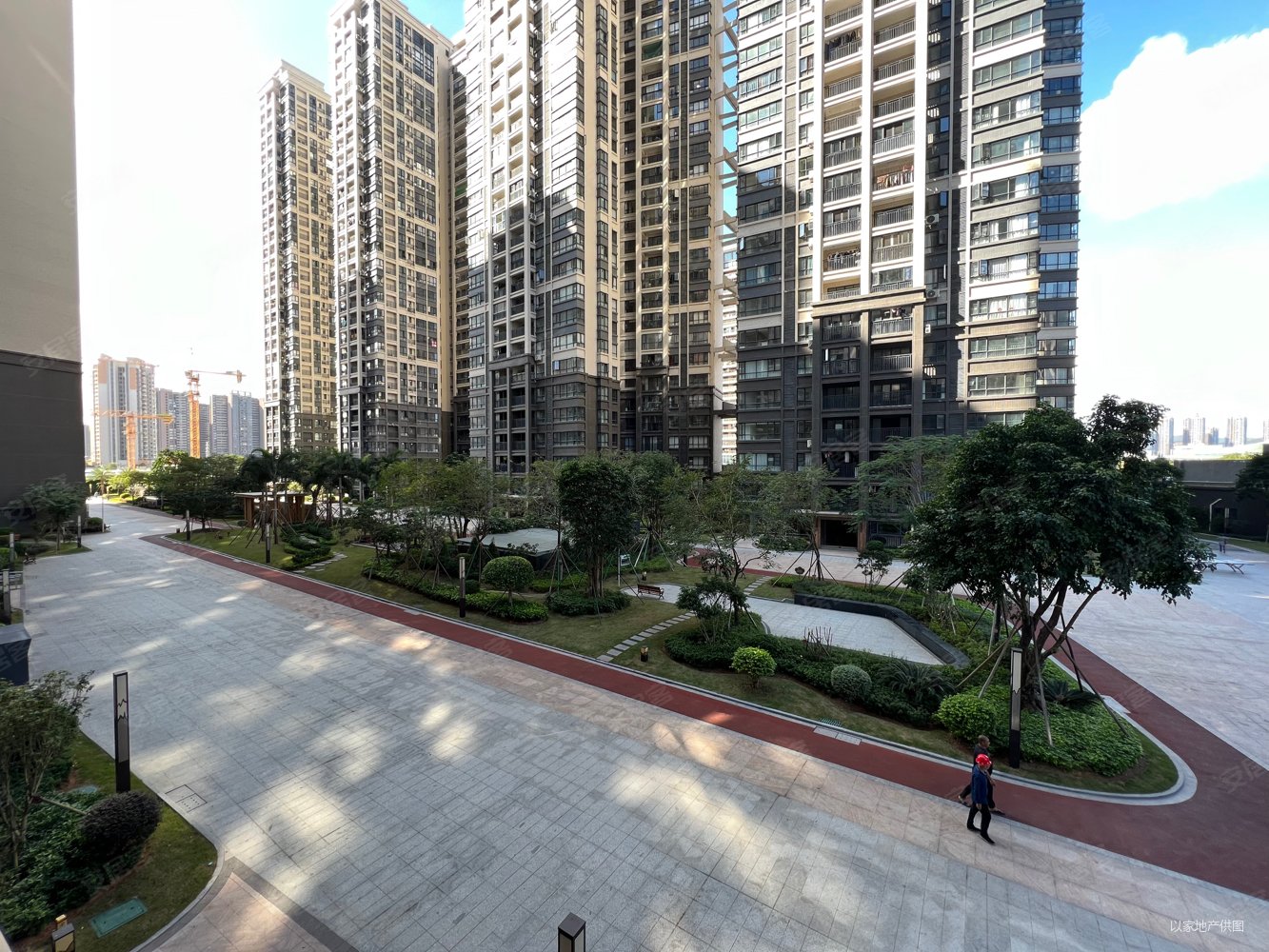 珠海0距离小区逸骏半岛132平5房2卫9980元起