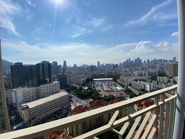 深圳南山南山中心区南光城市花园本人实拍 南光城市花园精装修 看房