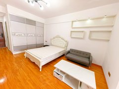 武汉江岸后湖越秀星汇君泊三期精装修一居室，家具家电齐全，一线湖景房出租房源真实图片