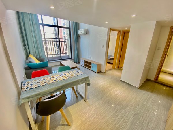 广州白云金沙洲万益广场(一三期)房源采光好,南北通透,业主诚意出出租