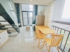 佛山南海金融高新区万科里A32 复式双窗 包物业费 押一付一 可短租可养宠物出租房源真实图片