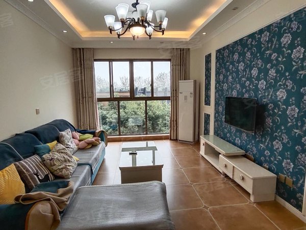 德阳广汉市西城广场东泰翡翠郡翡翠郡精装套二  家具家电都有  房子很