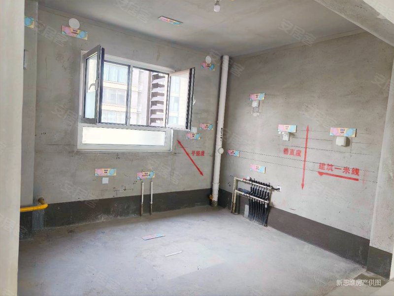 海信城套三双卫毛坯143平1195万