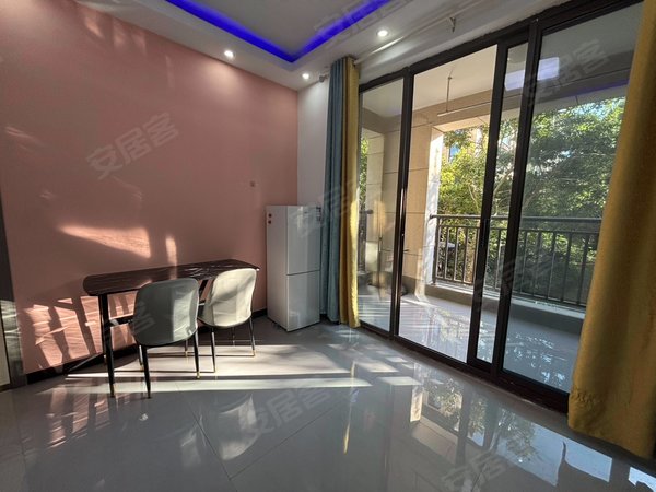 南山郡一室一厅,靠近宝龙广场舟山医院