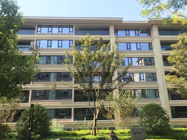 重庆渝北中央公园绿城春溪雲庐(一期洋房)中央公园精装三房,绿城物业