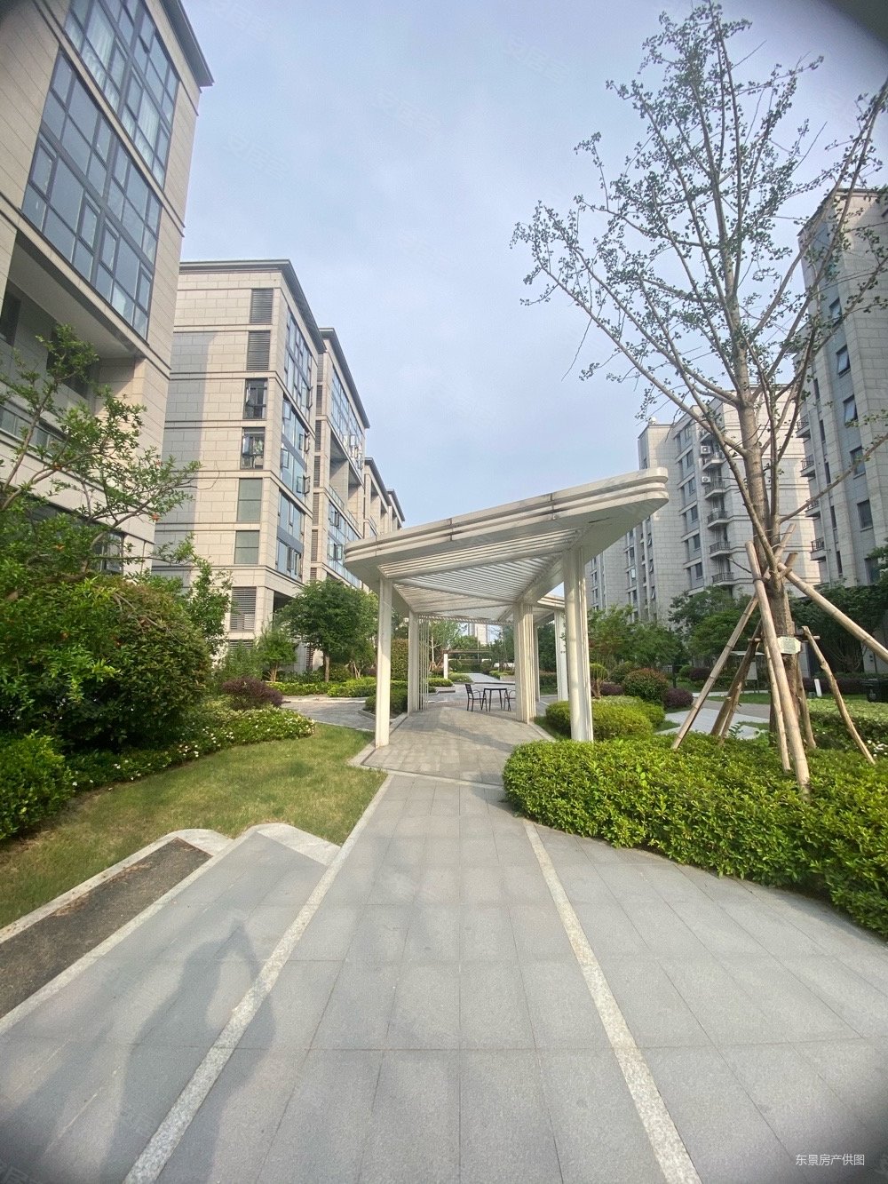 无锡房产网>无锡二手房>宜兴二手房>新庄二手房>龙湖阳光城璞悦>