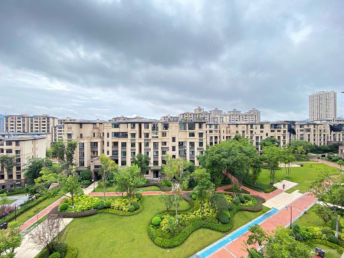 68万买阳光城花园洋房端户视野开阔中间楼层随时可看房