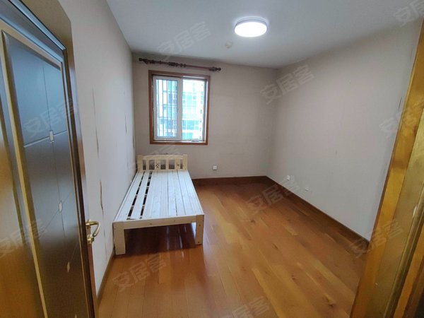 北京朝阳健翔桥华亭嘉园华亭嘉园 物业租售 大三居 183平 价格美丽