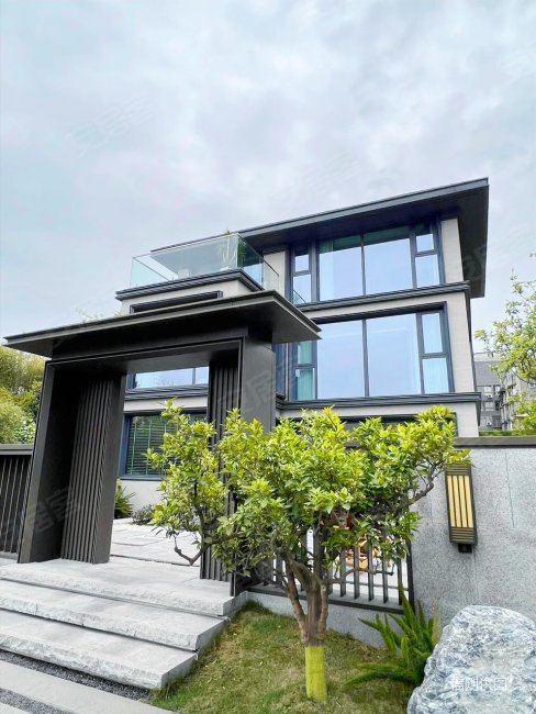 百平花园(带私人车库),朗基天香二手房,270万,4室2厅,2卫,87平米-成都