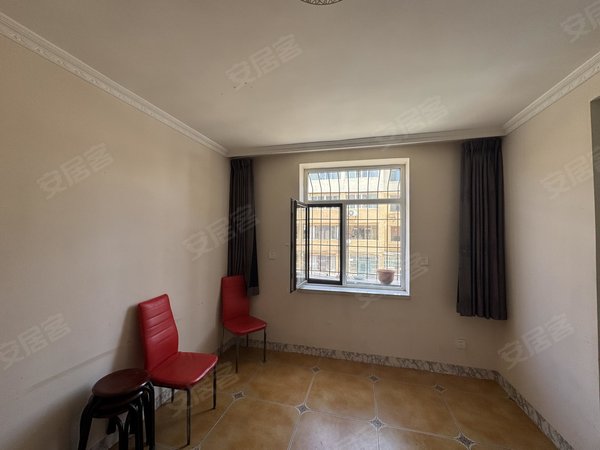 包头东河人民公园三电住宅小区三电住宅小区 2室1厅1卫 南北通透 57平 精装修出租房源真实图片