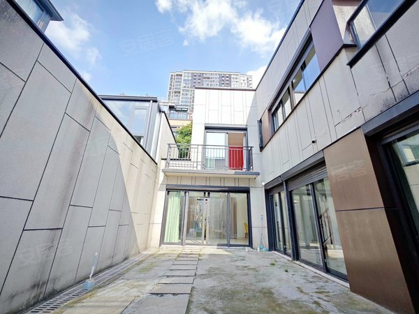 无锡锡山东亭华润江南府(北区别墅)荟聚旁 别墅前后大花园 装修好