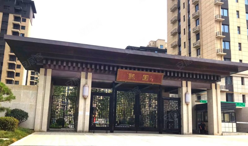 上林熙园带地上70平米小院随时看房老本