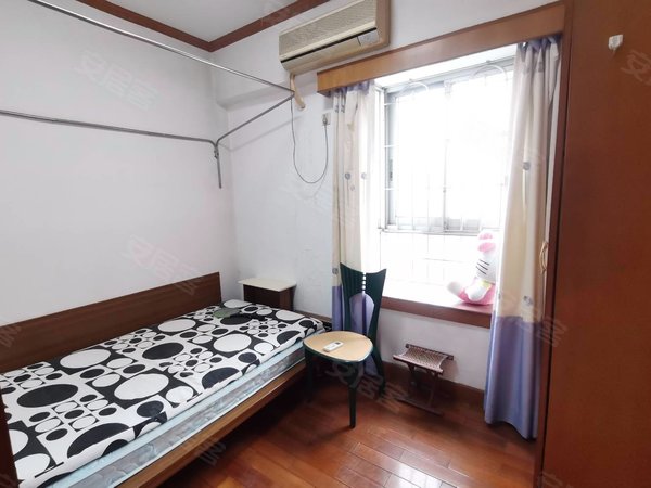 磨碟沙地铁口 电梯南向三房 5300元月 可拎包入住,海珠租房-广州58