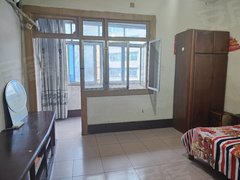 巴中巴州江北非中介城西市场边上四楼空调阳台单间出租出租房源真实图片