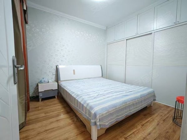 老河口武商广场老河口城区和信水西门汉江水西门,精装提包入住,手慢无出租房源真实图片