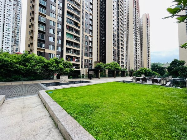 深圳龙华梅林关口龙光玖龙玺玖龙玺南北通透大4房,业主全新豪华装修