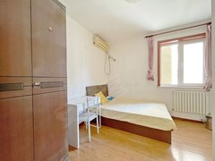 北京丰台玉泉营10号线丰台站|朝东次卧室|实图|下楼地铁温馨舒适随时看房出租房源真实图片