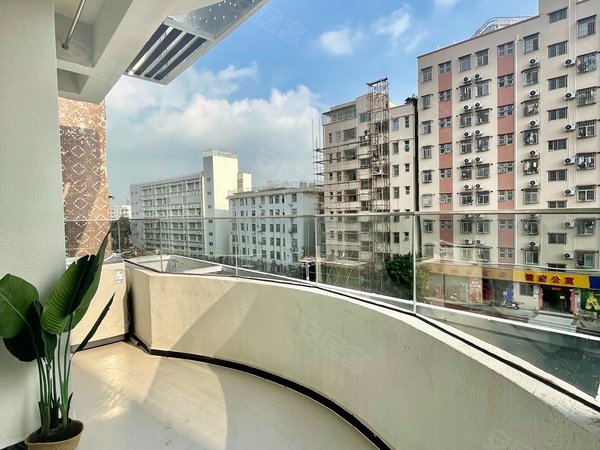 深圳宝安固戍凤凰岗二村免押金签约立减一个月精装大单间一室一厅两室