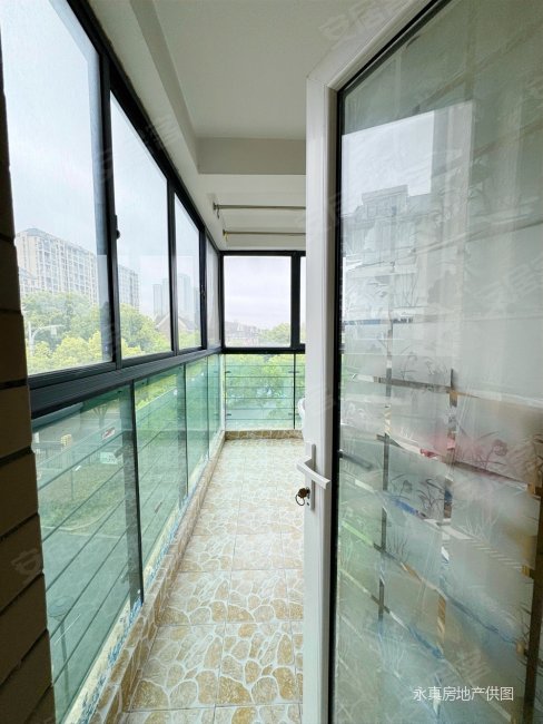 新上花园洋房急售 石湖华城l形大阳台 随时看房 精装修