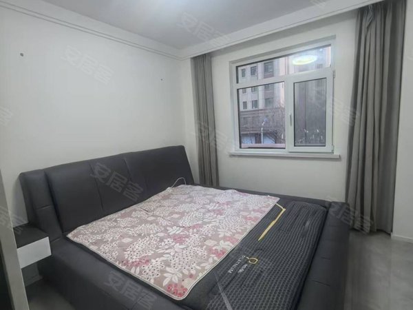 盘锦兴隆台步行街和园小区和园小区 2室2厅1卫 可月租 包物业电梯 带车位出租房源真实图片
