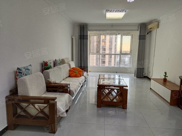 廊坊大厂大厂潮白河开发区福泰花园(西区)邻影视小镇中茂广场,南北