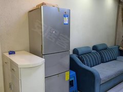 镇江镇江新区大港新区新禧路紫竹苑两室精装出租,家电家具齐全,周边配套设施完善出租房源真实图片