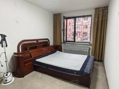 本溪明山华夏小区塔东小学分校附近 步梯一楼 双室50平简单装修出租房源真实图片