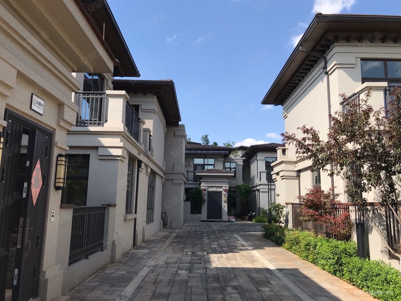 滇中植物园臻园(别墅)4室2厅3卫180㎡南北178万