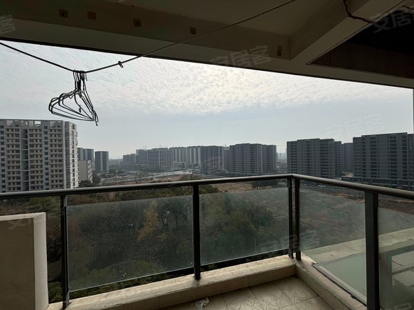 杭州上城九堡客运站汇隆风林公寓九堡。靠近客运中心地铁站随时看房,民用水电出租房源真实图片