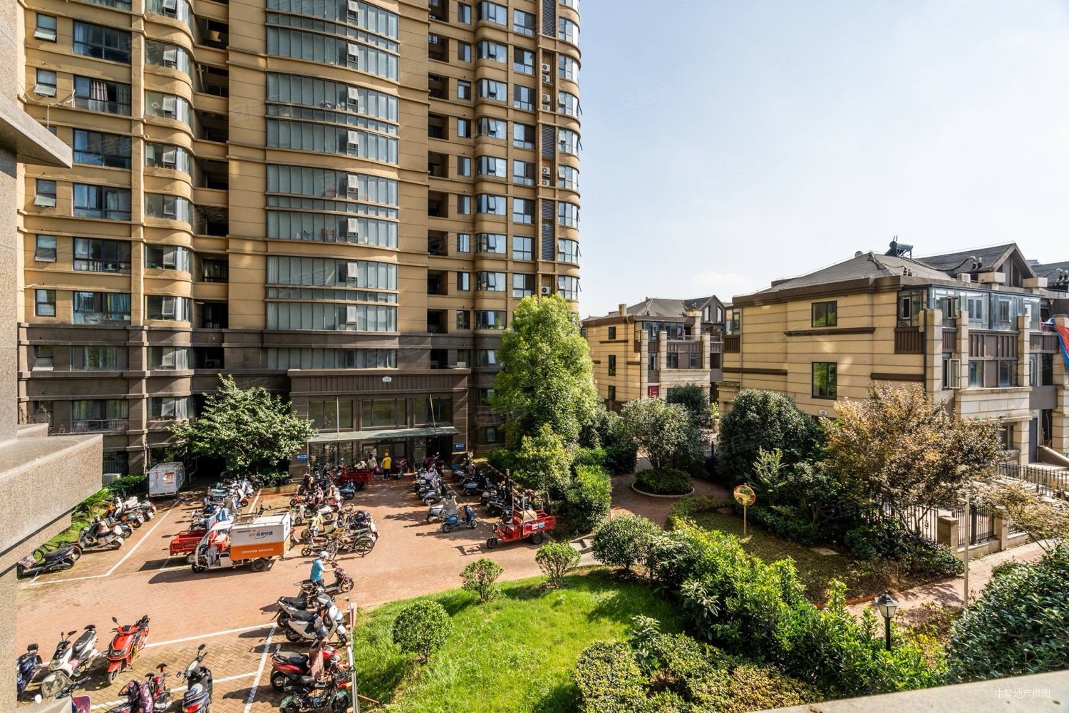 百商玉兰公馆百商悦澜山