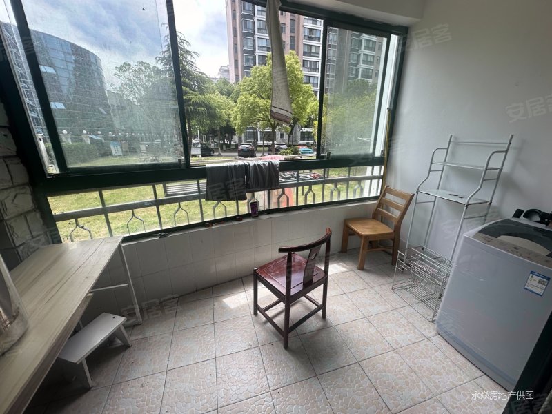 上海房产网>上海二手房>金山二手房>石化二手房>棕榈湾花园>800_600