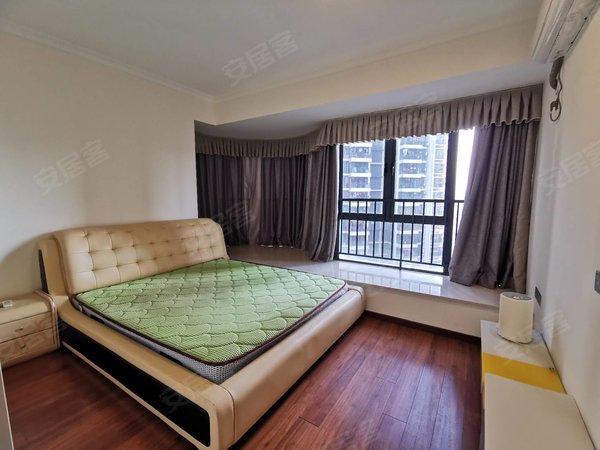 江门蓬江北新骏景湾品峰双龙,妇幼旁,精装电梯3房,阳台看小区,无遮档,随时看房出租房源真实图片