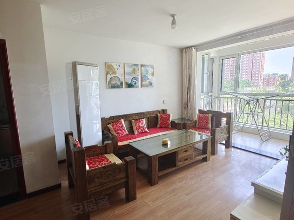 中云租房,2台空调 宋城美域东区套二 家具齐全1000每月要年付,胶州