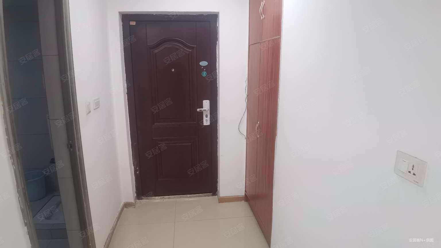 南国大家装(商住楼)2室2厅1卫60.8㎡南95万