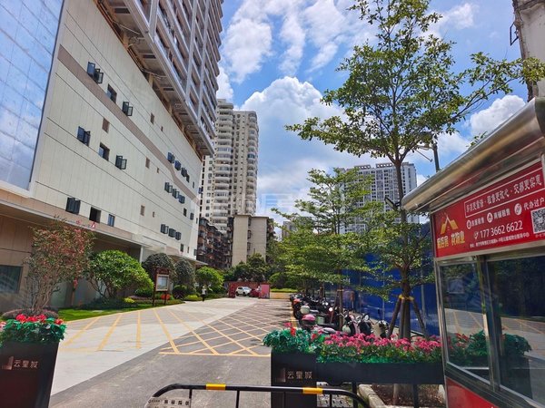 南宁青秀中山云星城云星城 民族广场地铁口旁 一号线 精装新房 一房