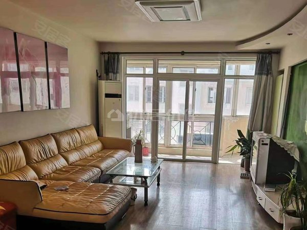 青岛莱西水集雍景园首 租 上海路上大套三 干净明亮  生活交通便利