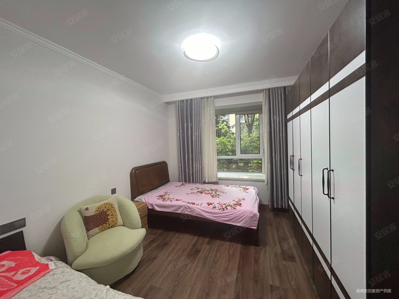 尚豪国际住宅小区3室2厅2卫128㎡南北100万