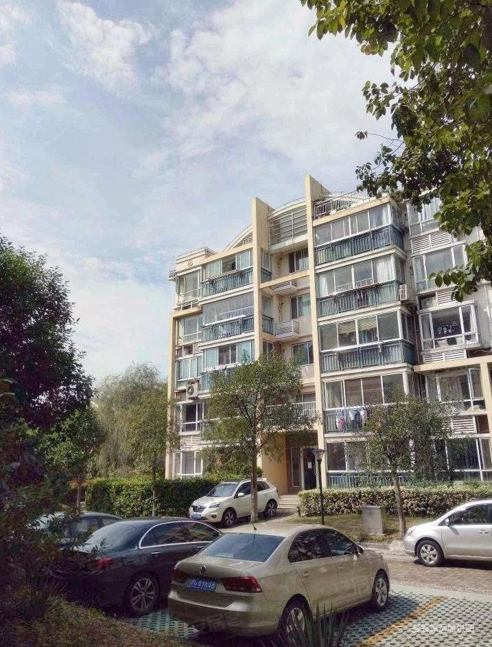 上海房产网>上海二手房>松江二手房>松江新城二手房>海德名园(公寓