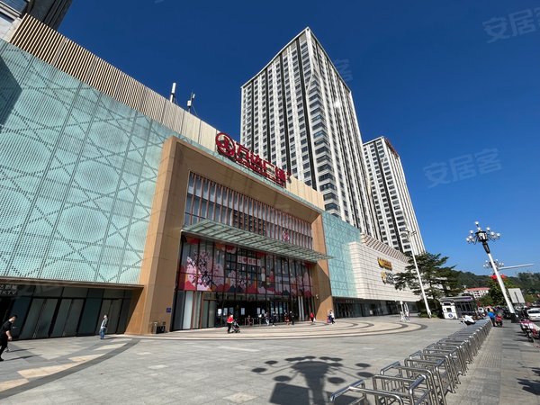 广州黄埔萝岗萝岗万达广场soho公寓新出房源 苏元站直上 萝岗万达广场