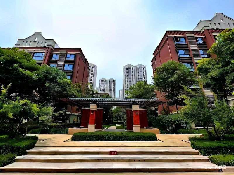 西安房产网>西安二手房>高陵二手房>泾河工业园二手房>当代上品湾moma