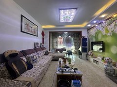 巴中巴州南坝蓝湾国际,电梯大2房,家具家电齐全,拎包入住出租房源真实图片