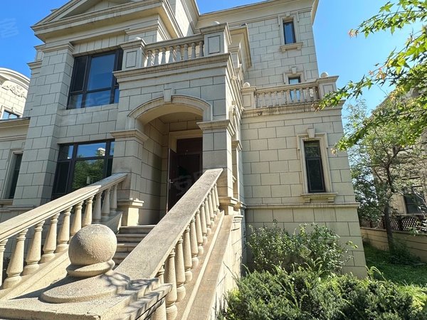 沈阳于洪马三家依云温泉小镇(别墅)独栋出租 远离城市喧嚣 回归大自然