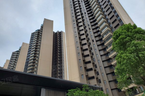 好不好_中介房产经纪人:覃敬标对龙光玖里江湾的评价-佛山安居客