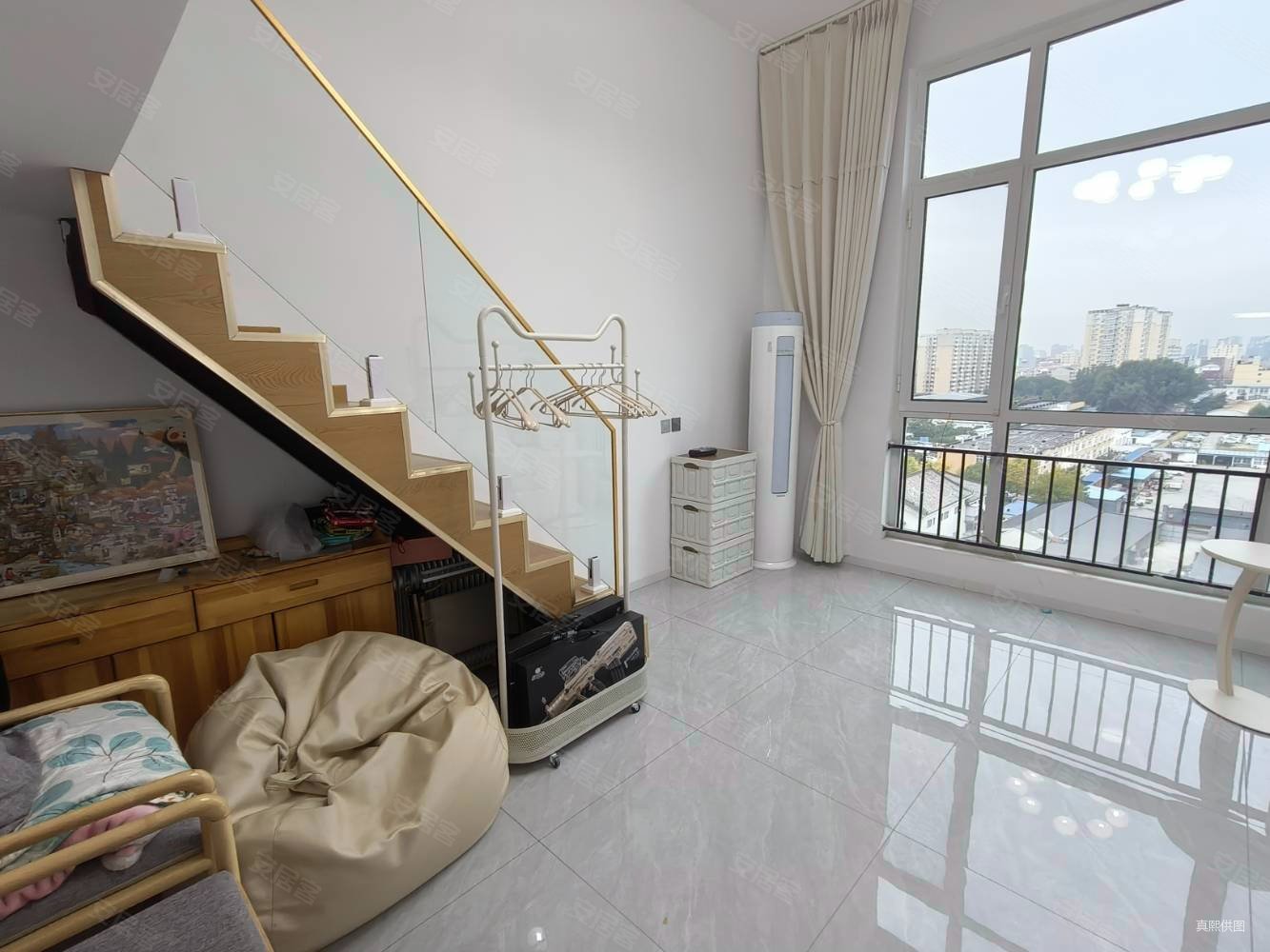 燕郊岩峰云裳1室2厅1卫45㎡南北33万