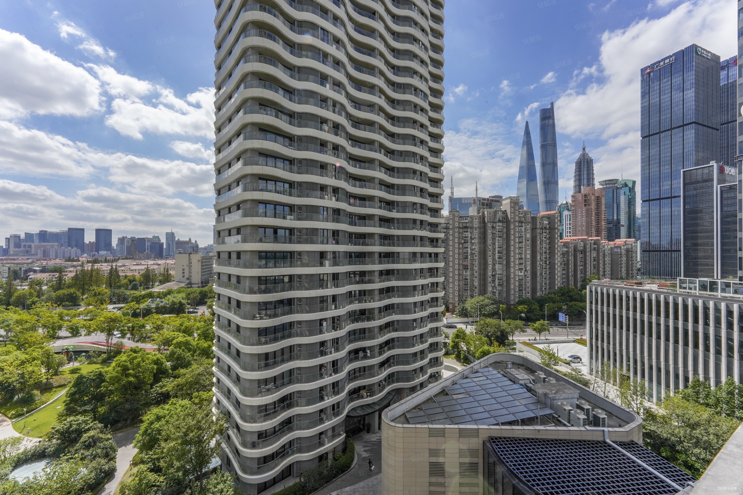 九庐(陆家嘴滨江金融城)4室2厅3卫247.94㎡南北5800万