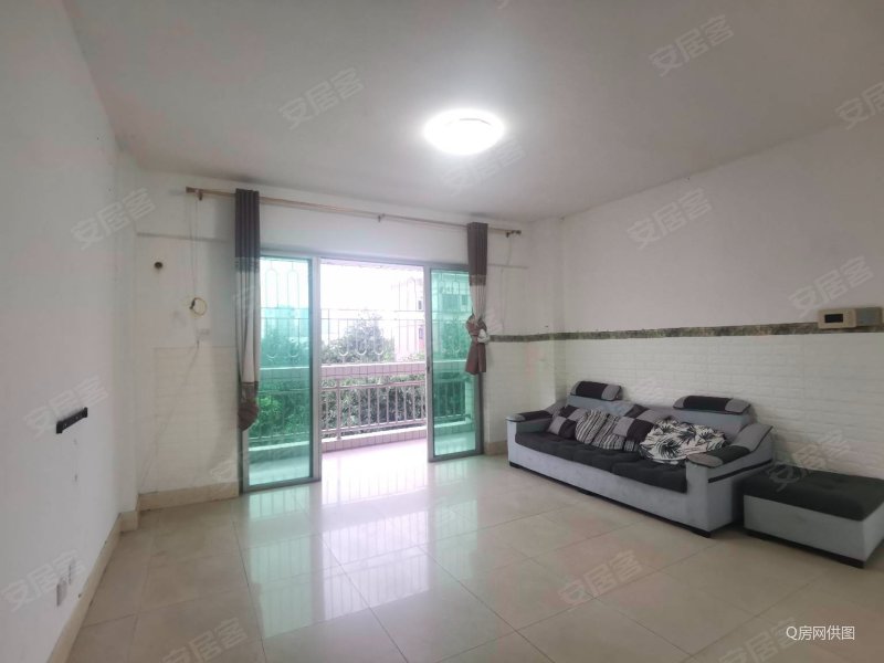 电梯3房2卫,1梯2户,前后阳台,满五年,急卖,尚景花园二手房,310万,3室2