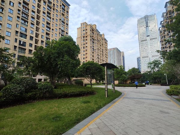 绍兴诸暨诸暨市区兴盛苑急租带车位 万风永利 中医院 万达兴盛苑 精装