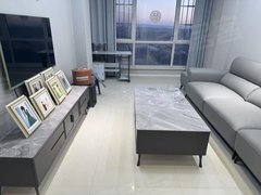 开原开原城区开原市区金辉新天地电梯10楼，年租13500出租房源真实图片