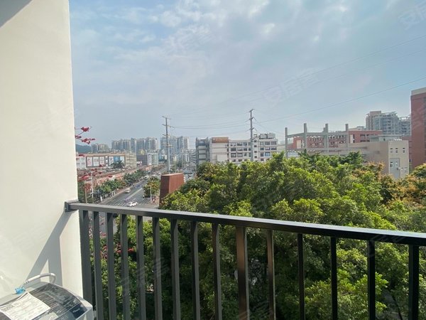 广州天河龙洞龙洞聚贤小区天河区植物园,近地铁,采光通风好,电梯房,无